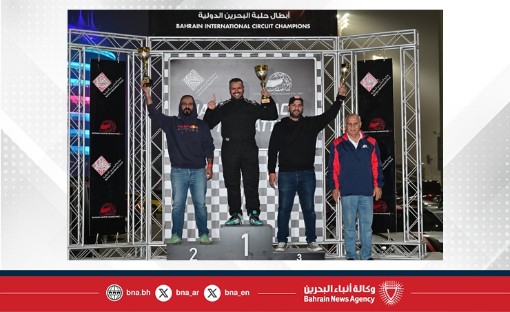 علي المنصوري يواصل سيطرته على تحدي البحرين للسيارات في يوم السباقات الوطنية